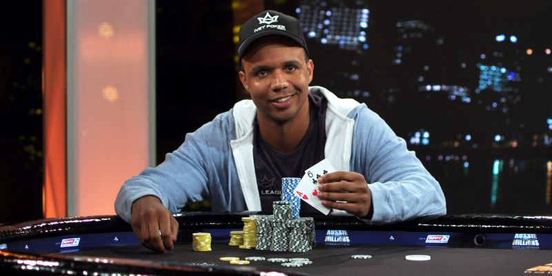 Phil Ivey sở hữu Những pha Bluff đi vào lịch sử
